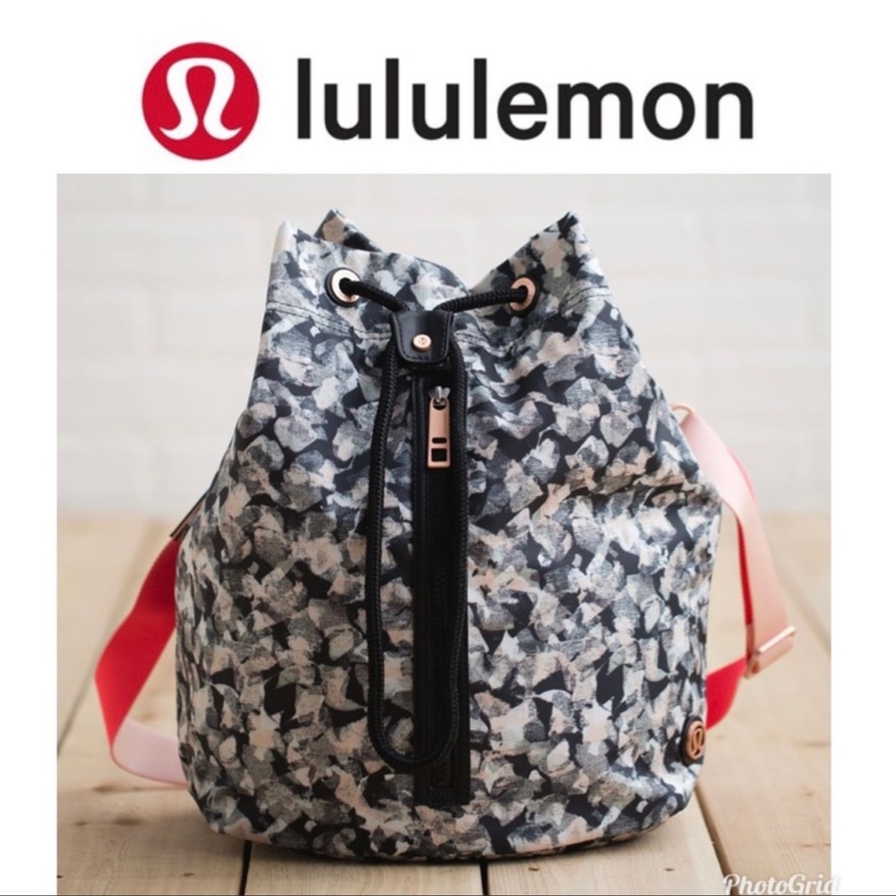 Lululemon Sweat To Street Hobo